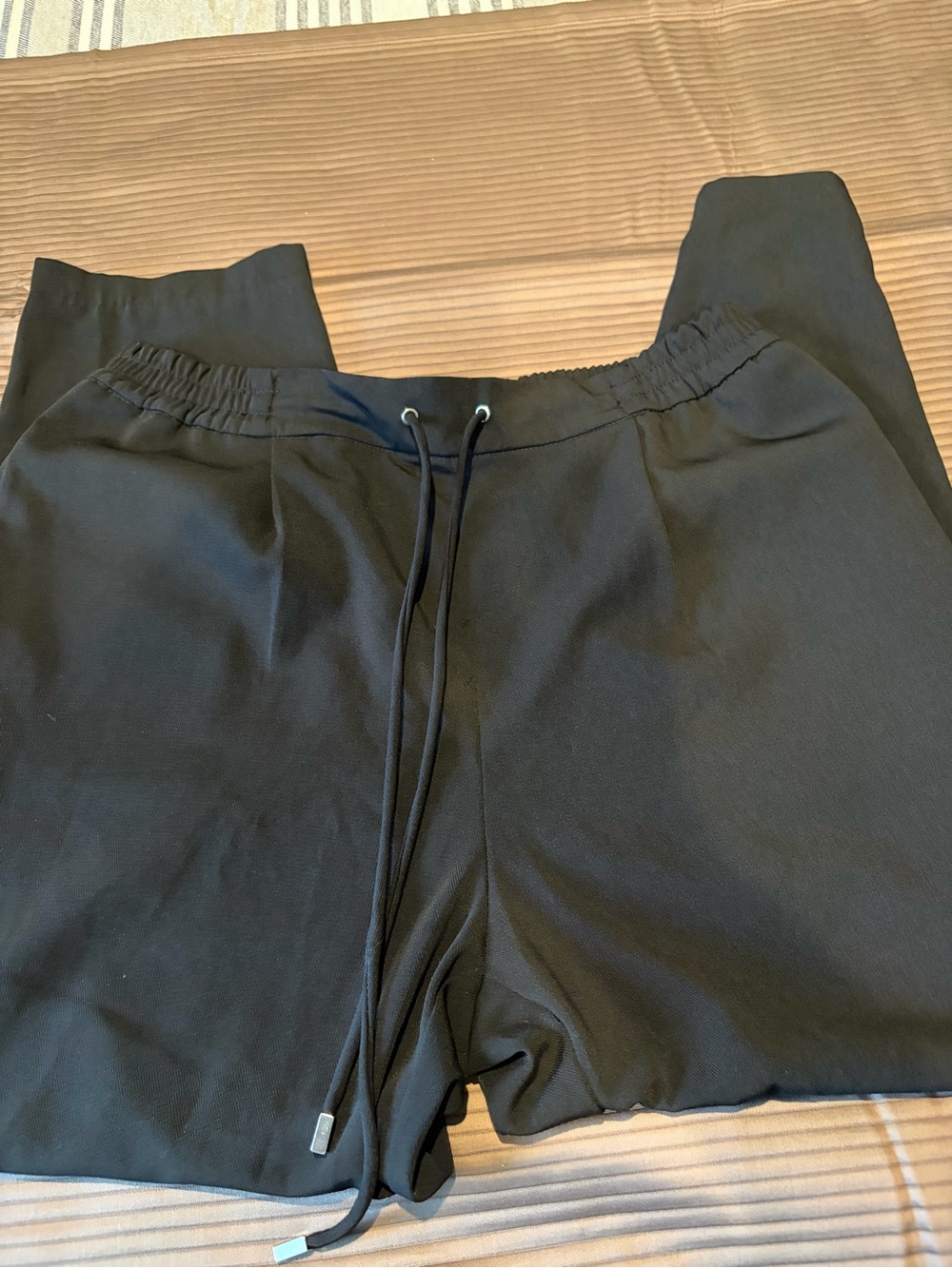 Zara Women's Black Elastic Waist Joggers - Picture 5 of 6